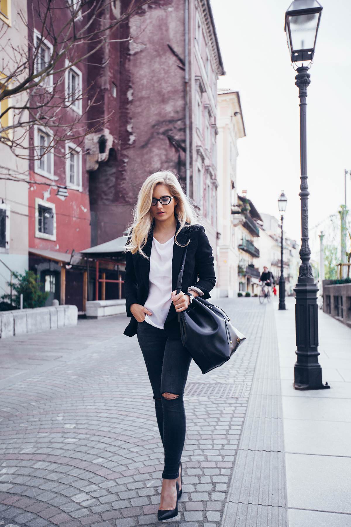 OOTD fashion blogger