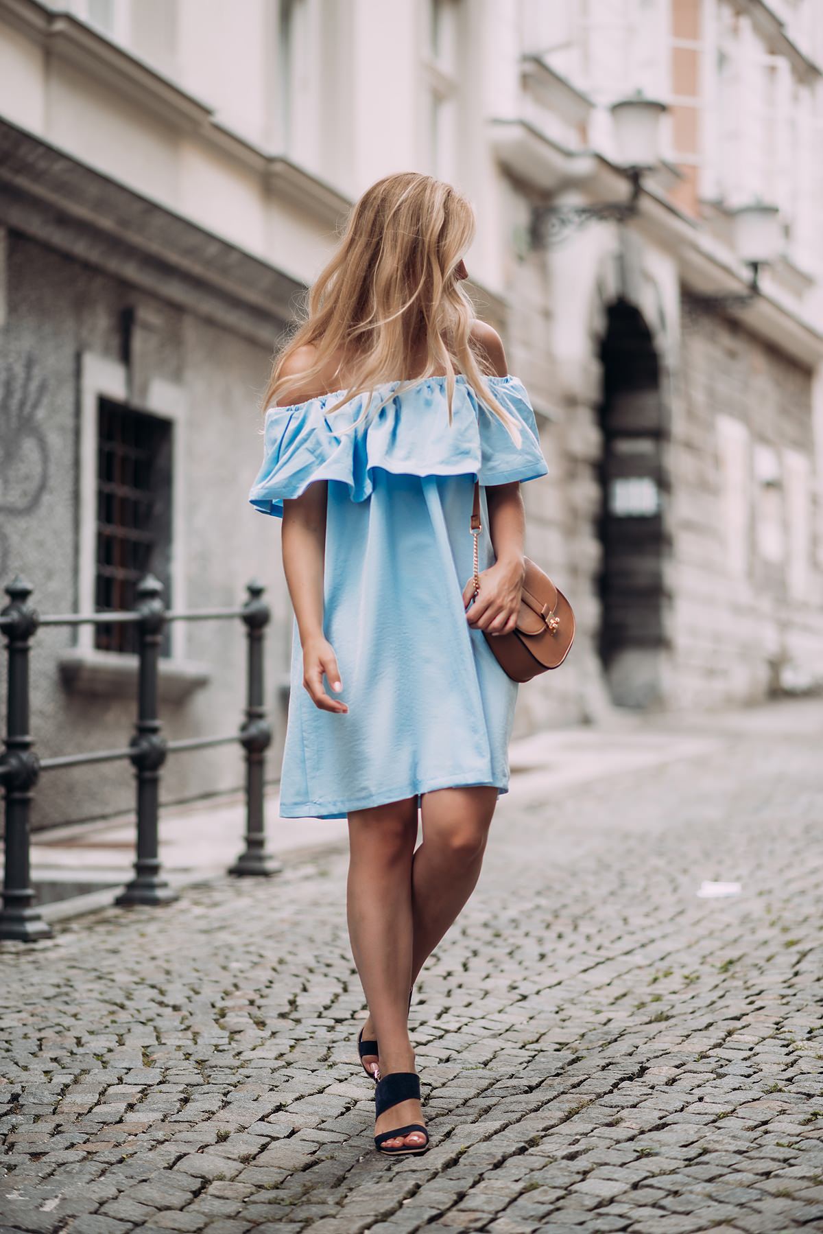 Off-the-shoulder dress fashion blogger