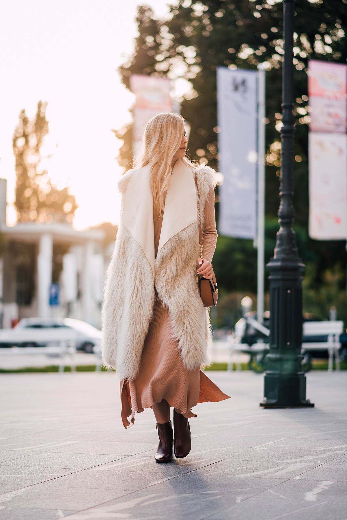 faux-shearling gilet outfit