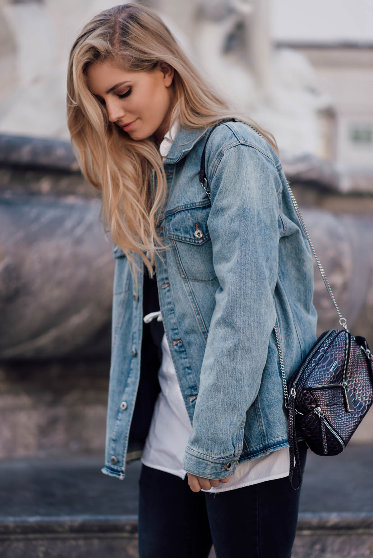 Diesel fashion blogger