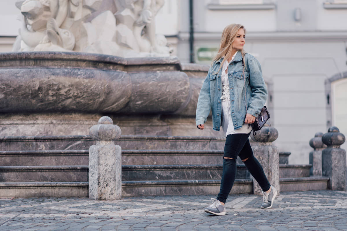 Diesel fashion blogger