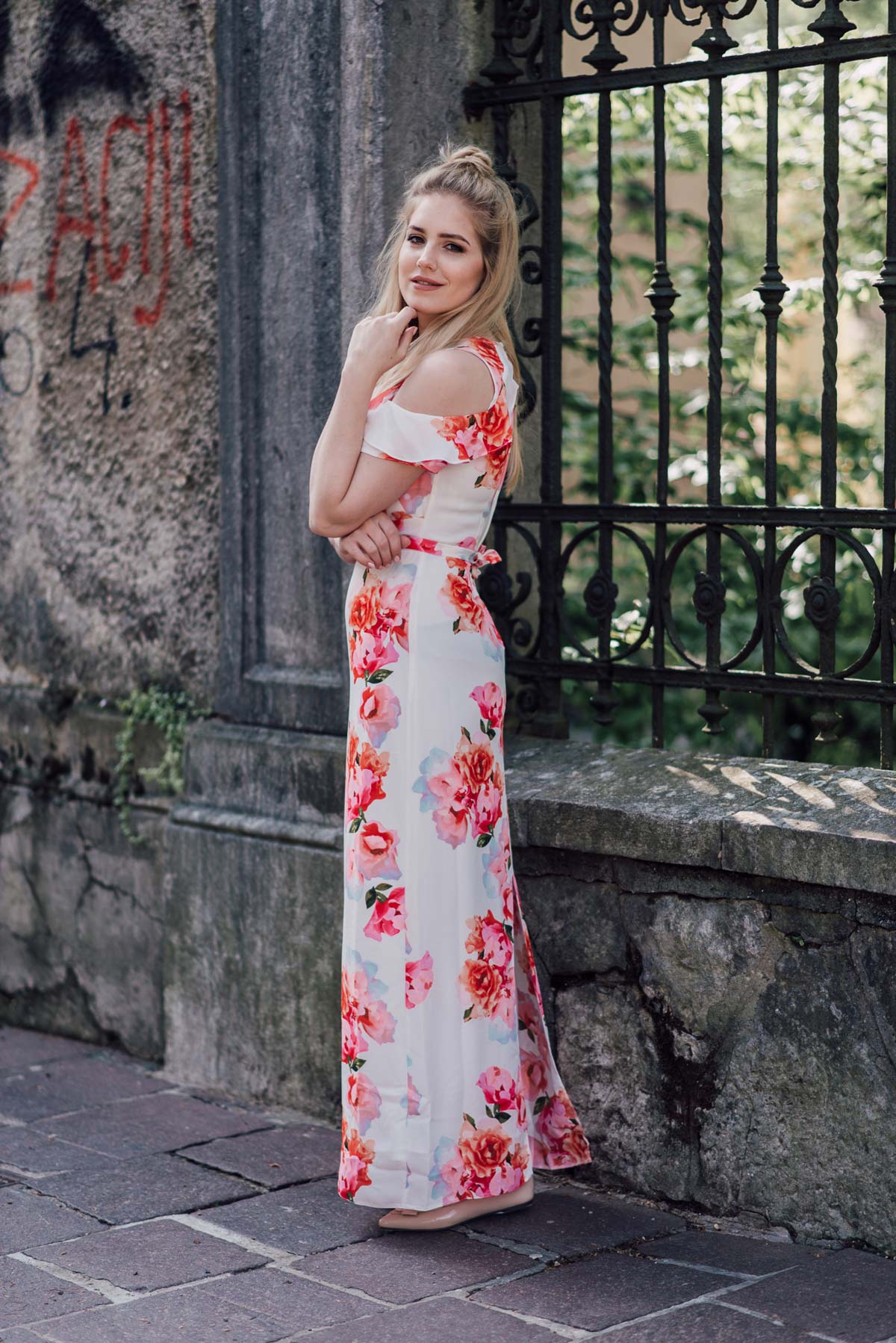 floral dress outfit