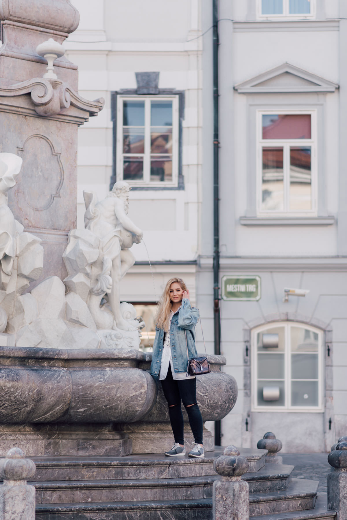 oversized jeans jacket
