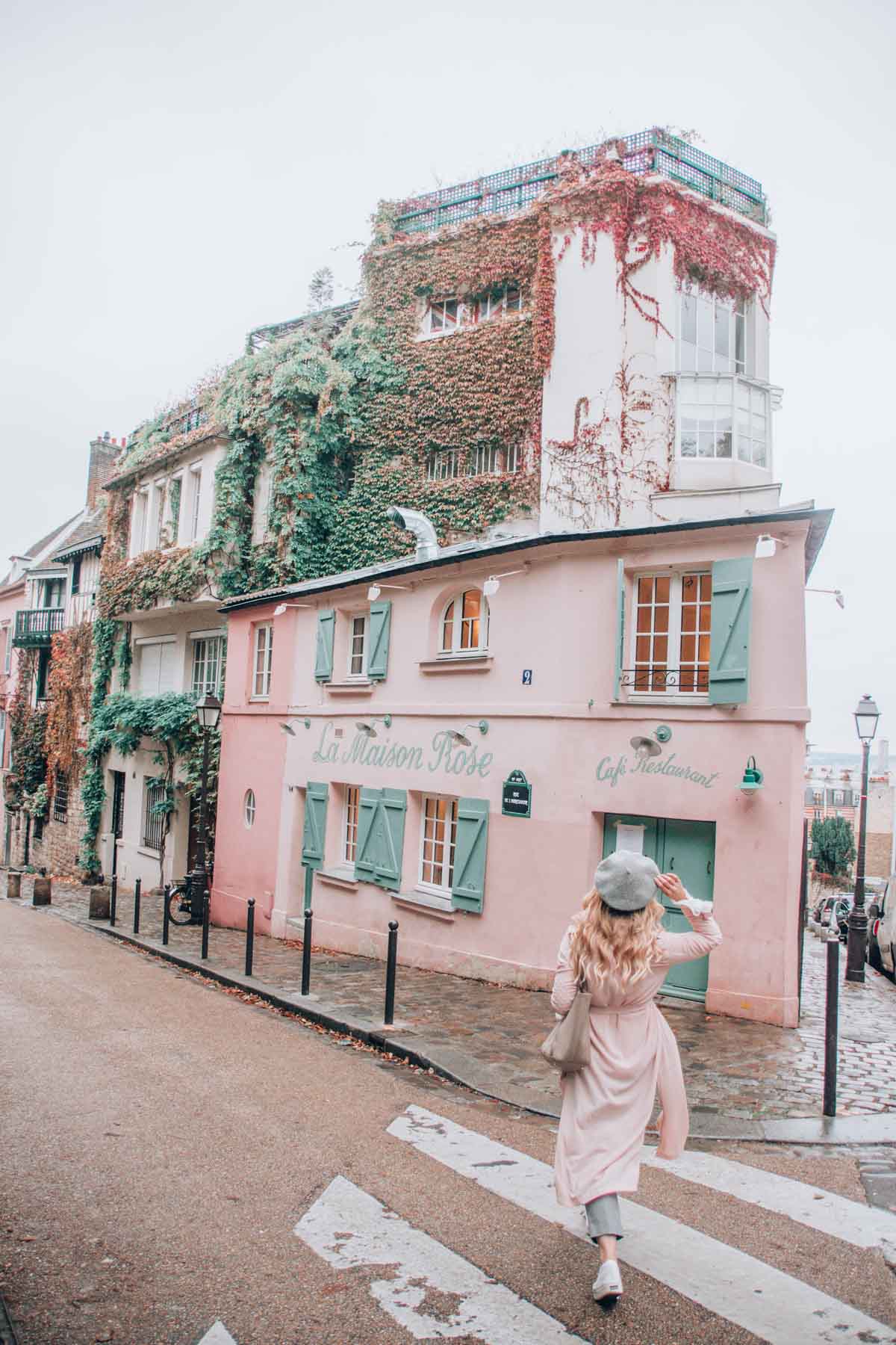 Paris travel guide Paris travel guide